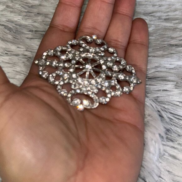 Vintage Monet Silver Tone Clear Rhinestone Lacy Filigree 2.75" Brooch - Picture 7 of 12